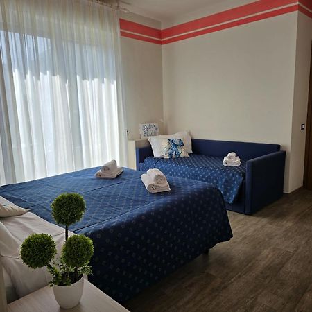Hotel Orchidea Ліньяно-Сабб'ядоро Екстер'єр фото